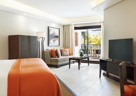 juniorsuite-royal-palm.jpg